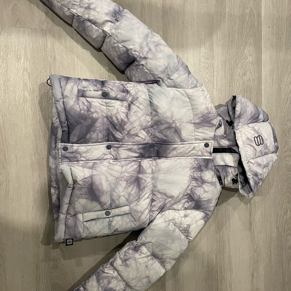 Stylish Hooded Puffer Jacket